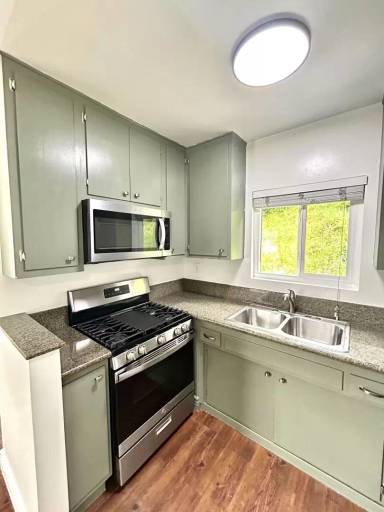 Main picture of 203 Ladera St