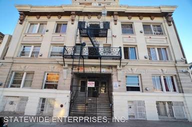 Main picture of 1214 S Lake St