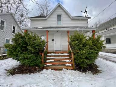 Main picture of 1015 Quarry Ave NW