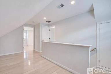 Main picture of 28 Ovington Ave
