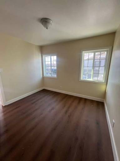 Main picture of 16217 Prairie Ave