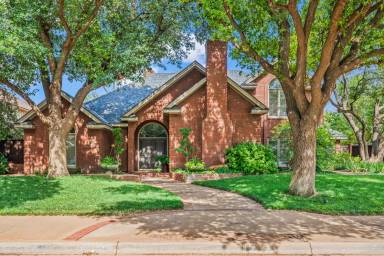 Main picture of 8707 Savannah Ave