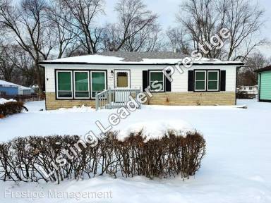 Main picture of 2820 Lois St