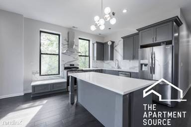 Main picture of 2701 W Thomas St