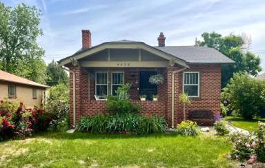 Main picture of 4038 Lowell Blvd