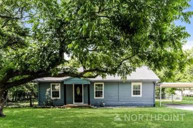 Main picture of 517 Burgett St