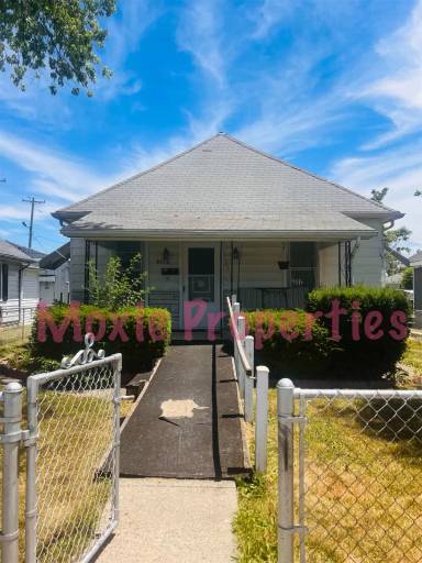 Main picture of 1058 S Elizabeth St