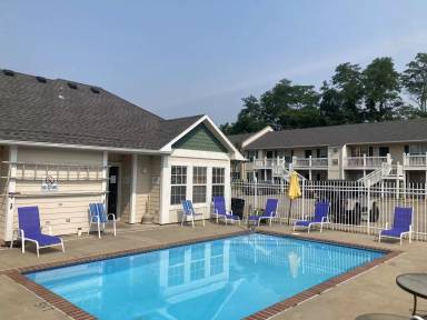 Main picture of Bristol Ridge