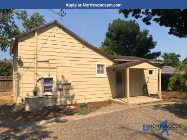Main picture of 744 Beall Ln