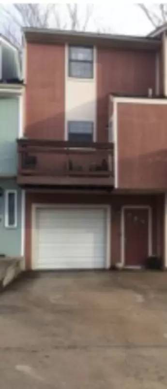 Main picture of 1921 Lawrence Ct
