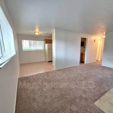 Main picture of 4642 S Arlington Park Dr