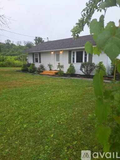 Main picture of 386 White Store Rd