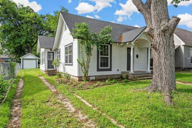 Main picture of 2704 Herring Ave