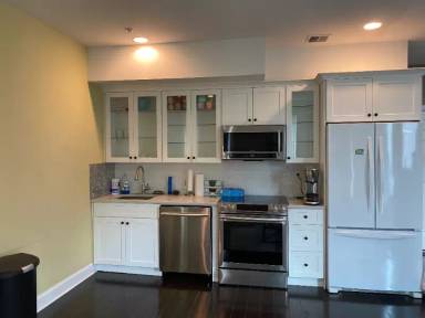 Main picture of 1213 Noble St