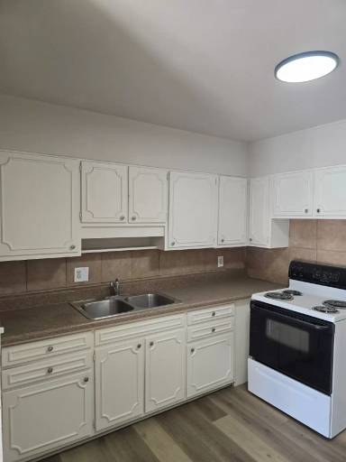 Main picture of 5021 Jacksboro Pike