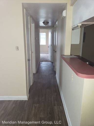 Main picture of 204 Chambers Cove Dr