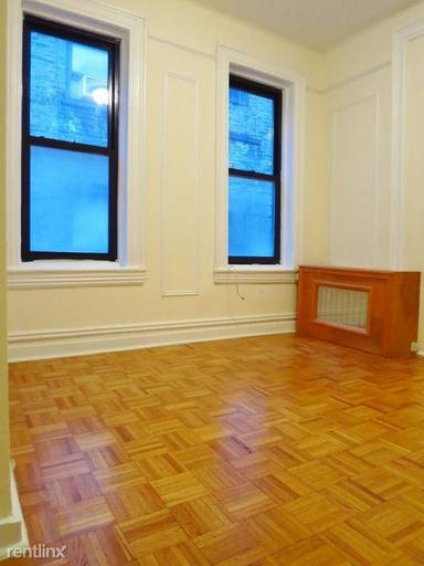 Main picture of 230  East 78th St