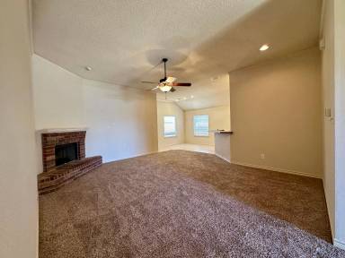 Main picture of 10608 Boston Ave