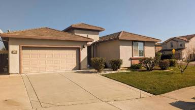 Main picture of 7499 Diamond Ranch Dr