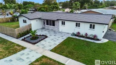 Main picture of 3600 W Park Rd