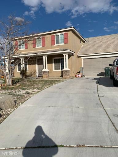 Main picture of 11216 Renwick St