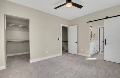 Main picture of 119 N 13th St