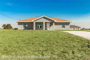 Main picture of 9006 Meadow Cir