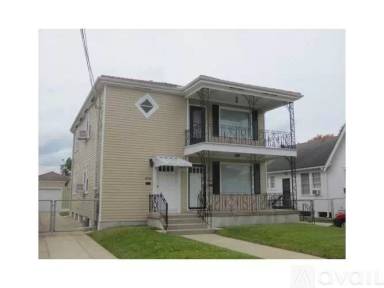 Main picture of 4616 Marigny St
