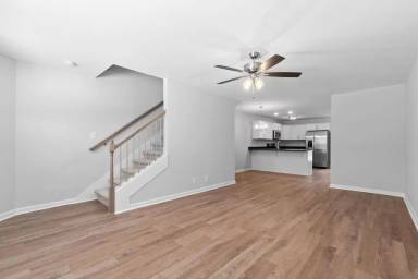 Main picture of 2299 Raleigh Ct