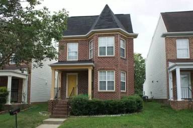 Main picture of 1315 Dance St