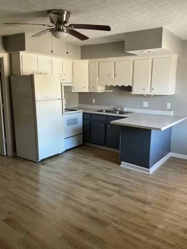 Main picture of 430 Country Lane Dr