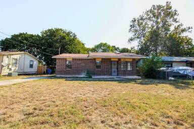 Main picture of 2606 Irwin Dr