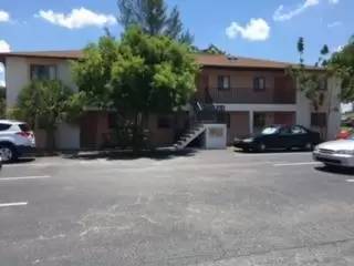 Main picture of 3109 Santa Barbara Blvd