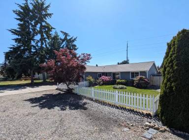 Main picture of 401 N Matriotti Ave