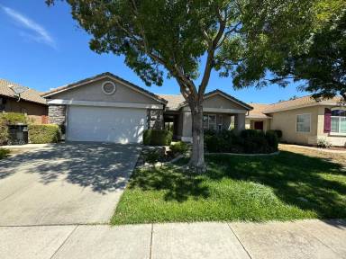 Main picture of 9994 Tarzo Way