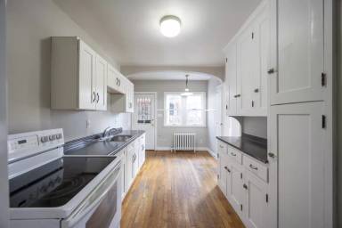 Main picture of 3460 Lynnfield Rd