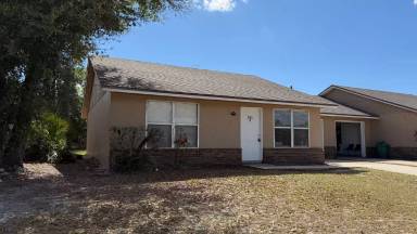 Main picture of 121 Cascade St