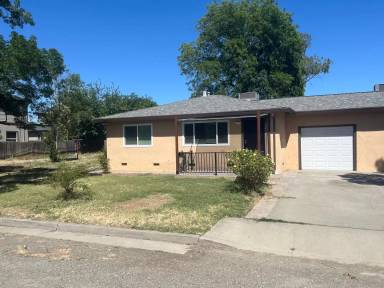 Main picture of 16877 Antelope St