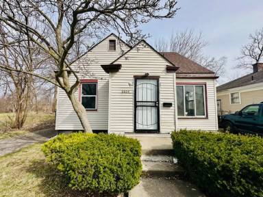 Main picture of 8864 Heyden St