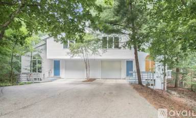 Main picture of 18131 Mohawk Dr