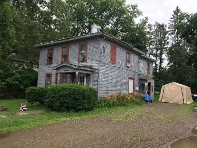 Main picture of 16 Maple Ave