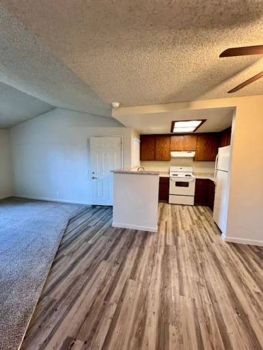 Main picture of Shadow Ridge Apartments