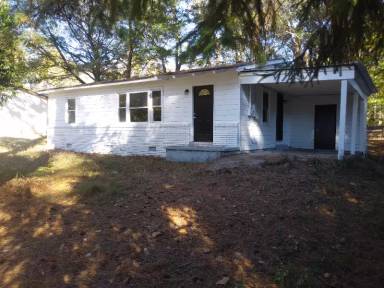 Main picture of 2371 Brackett St SW