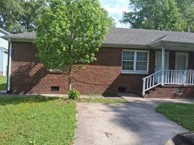 Main picture of 5802 Dunkirk St