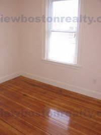 Main picture of 37 Ridgemont St