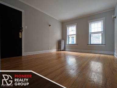 Main picture of 2100 W Ainslie St