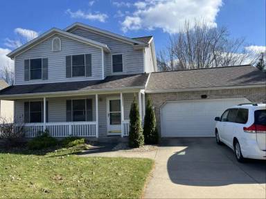 Main picture of 100 Cherrywood Ln