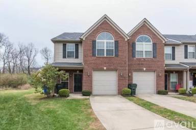 Main picture of 2508 Kittens Joy Cir
