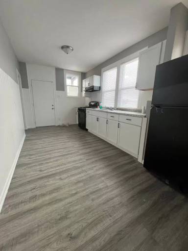 Main picture of 8345 S Marshfield Ave