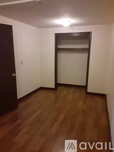 Main picture of 222 S Peterboro St